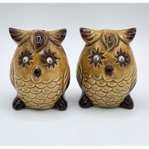 Vintage Salt and Pepper Shakers Ceramic Owls with Googly‎ Eyes Made in Japan